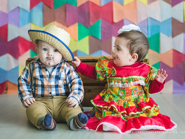 Mini chapéu de palha em festa junina